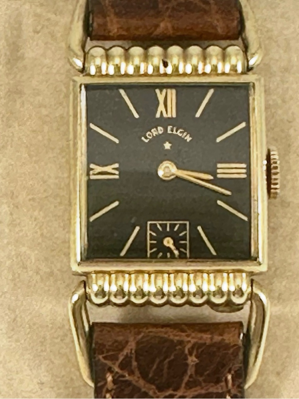 Vintage 1950’s Lord Elgin 21-Jewel Caliber 559 Manual Wind 14k Gold Filled Watch